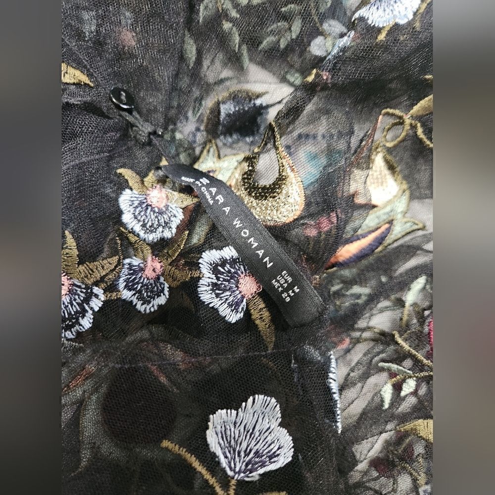 Zara Woman Black Floral Embroidered Tulle Blouse Womens Size Medium - Picture 10 of 12